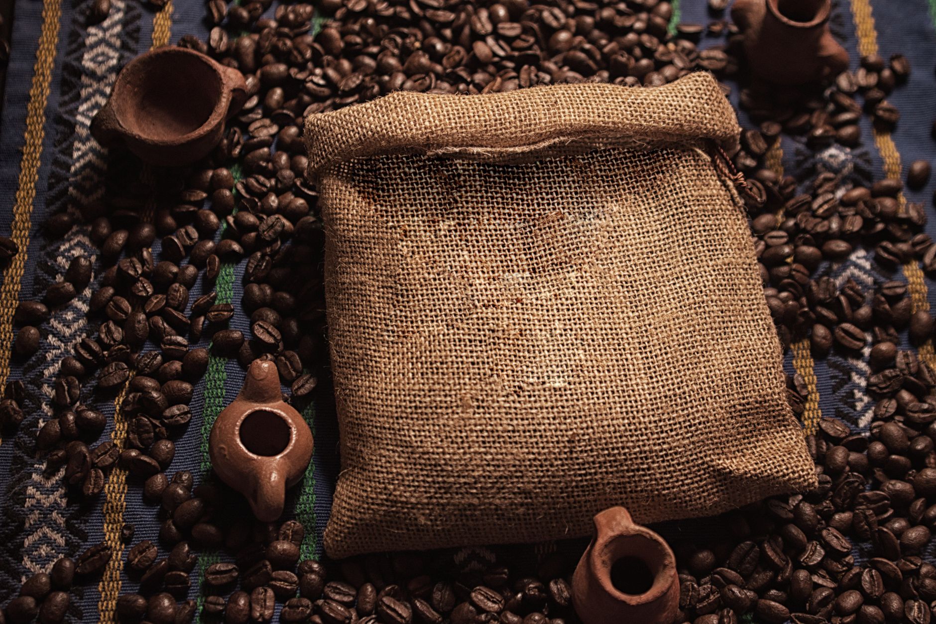 A bag of Passalacqua Mexico coffee beans with its logo